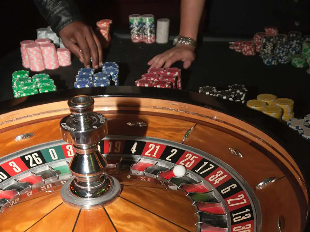 Roulette casino jeu soirée thème